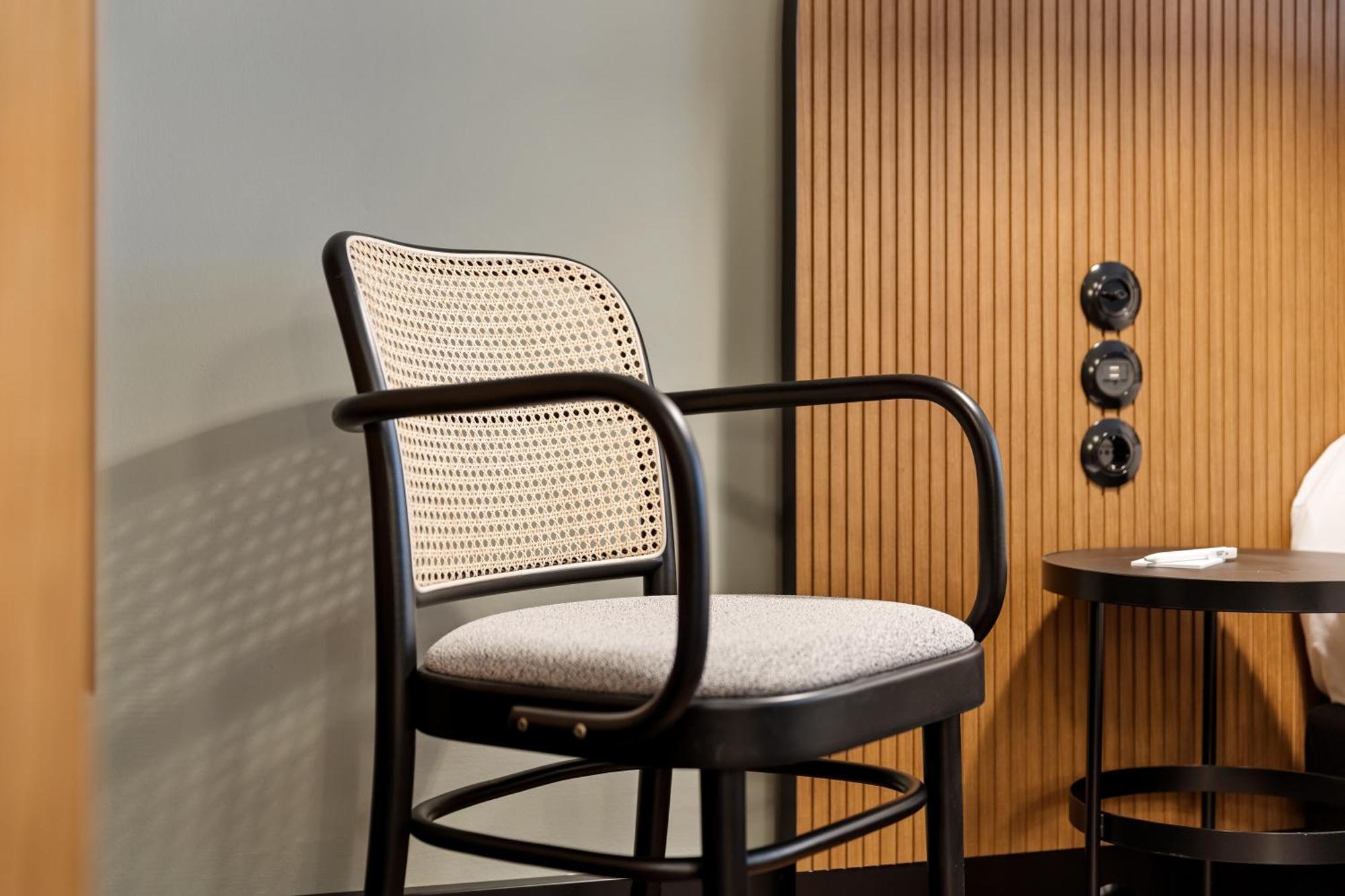 Hotel Astoria Vienna, Curio Collection By Hilton Exterior photo