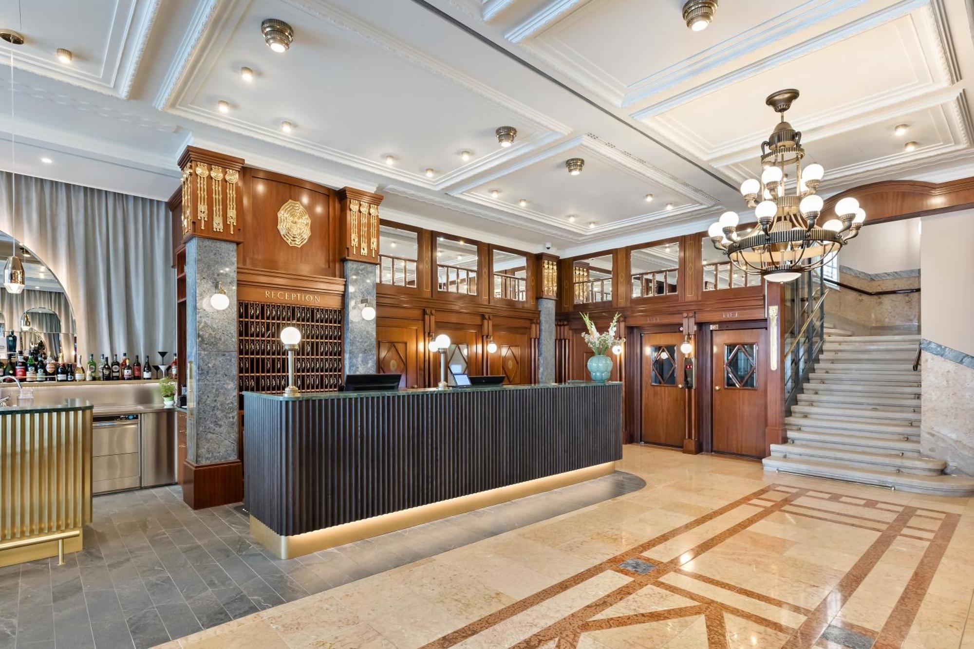 Hotel Astoria Vienna, Curio Collection By Hilton Exterior photo