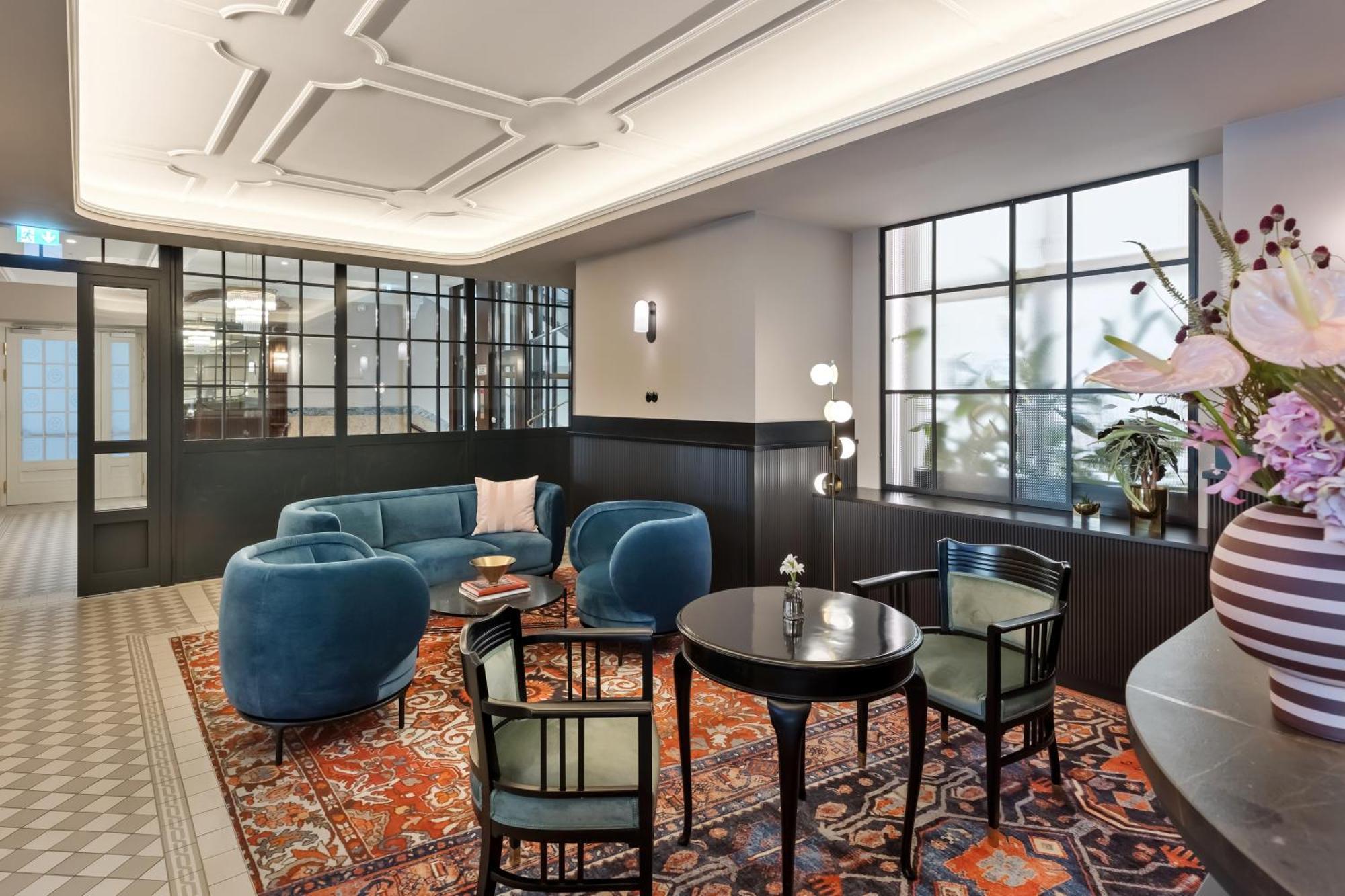 Hotel Astoria Vienna, Curio Collection By Hilton Exterior photo